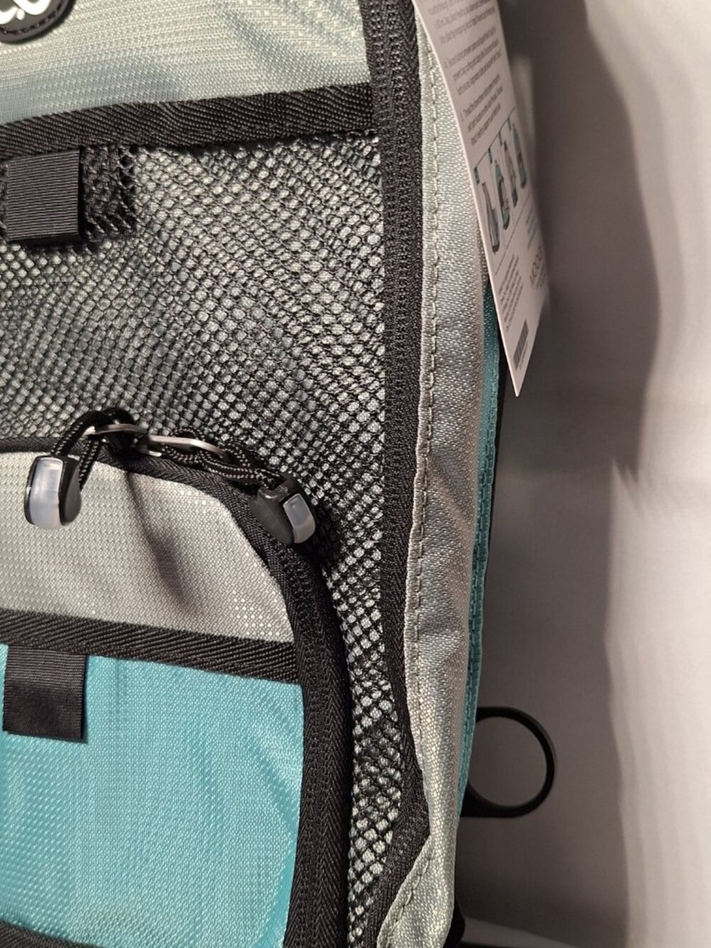 NWT ZEVEX Moog Mini Feeding Pump Backpack - Teal/Grey - Picture 4 of 10